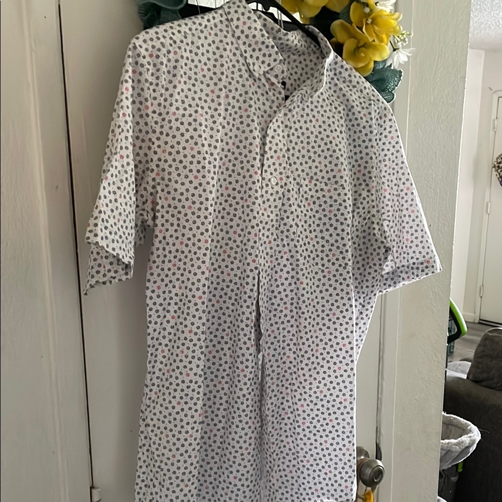 White Short Sleeve Button-Up Shirt with Pattern